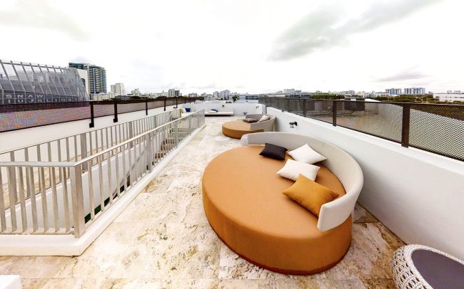 Rooftop patio with stunning South Beach Views in this Unique waterfront luxury vacation rentals in Miami Beach - Villa Park Avenue 2 - Nomade Villa Collection