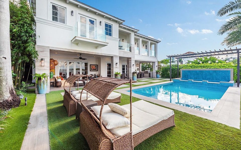 Villa Dolce luxury vacation rental in Miami | Nomade Villa Collection