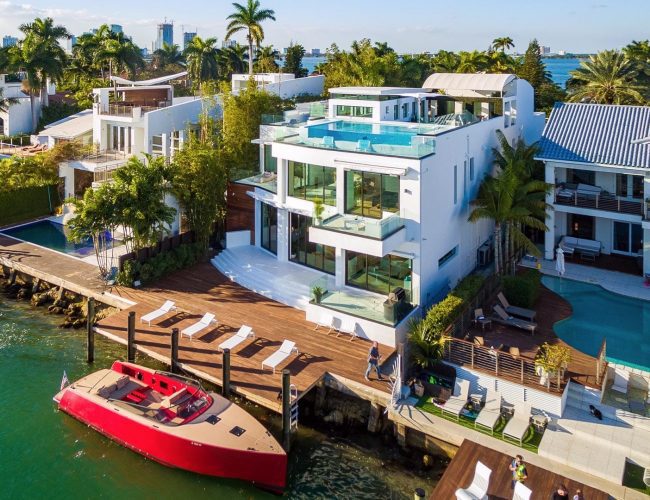 Villa Soleil luxury villa rental in Miami - Nomade Villa Collection