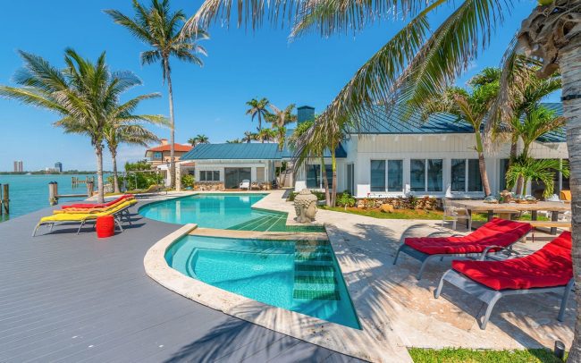 Villa Vista Luxury Vacation Rental in Miami | Nomade Villa Collection